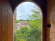 Medieval castle - 210 m2 of living space - 5087 m2