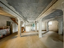 Bâtiment industriel – Ancien silo à grains de 1949 – 500 m2 sur plusieurs niveaux