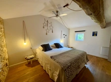 Propriété avec 2 gîtes, une chambre d'hôtes et 2 piscines - 2,2 hectares - VIC FEZENSAC (32)