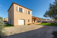  Maison 5 chambres avec grand jardin et piscine – Istres/Trigance