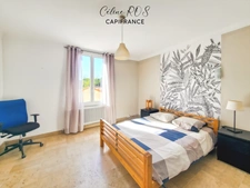 Vue panoramique en première ligne sur l'Étang de l'Olivier – Demeure de caractère 6 chambres et 2 gites