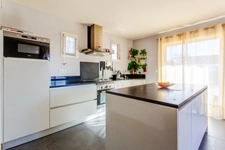   Maison 5 chambres avec grand jardin et piscine – Istres/Trigance