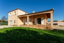   Maison 5 chambres avec grand jardin et piscine – Istres/Trigance
