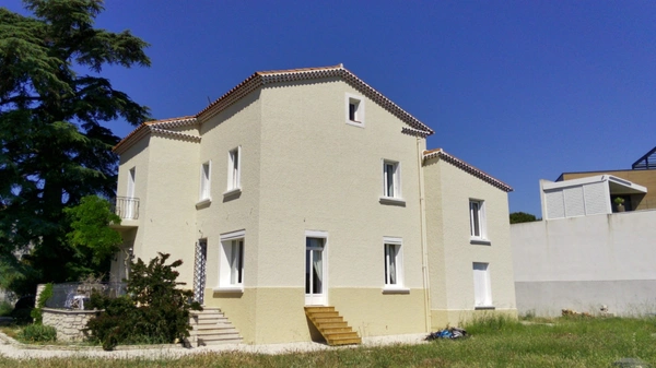 Maison d'exception – Istres, Vue l’Étang de l’Olivier 6 chambres + 2 appartements
