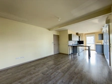 Appartement T3 moderne avec terrasse, parking et accessibilité PMR – Clermont-Ferrand République / Estaing