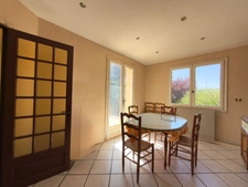Maison familiale de 192 m2 avec fort potentiel à Chavaroux