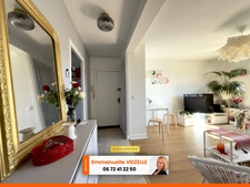 EXCLUSIVITÉ CLERMONT-FERRAND  T3 de 57 m² en dernier étage : Le compromis idéal entre confort urbain et sérénité.