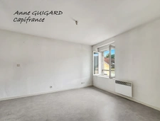 SERRIERES EN CHAUTAGNE (73) - 2 PIECES de 32m² exposé ouest avec parking, petite copropriété