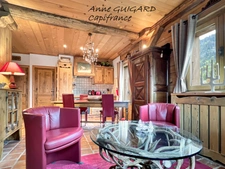 MEGEVE (74) - Beautiful 2-bedroom apartment, completely renovated, with fireplace, lots of charm, Mont Blanc view