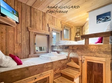 MEGEVE (74) - Beau 3 pièces entièrement refait avec cheminée, beaucoup de charme, vue Mont Blanc