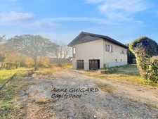 MARIGNY-SAINT-MARCEL (74) - Detached house in a quiet location, very beautiful flat garden with plantings, double garage - URGENT!