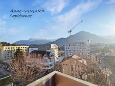 ANNECY-LE-VIEUX (74) - A 5-minute walk from Les Pommaries, beautiful 4-room corner apartment on the penultimate floor