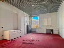 ANNECY (74) - Old town - Exceptional lake view - 4-room apartment of 92m² 