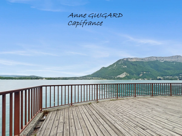  ANNECY (74) - MAISON DES ANNEES 30 FACE AU LAC D'ANNECY