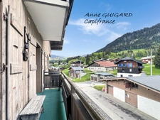 MEGEVE (74) - Beau 3 pièces entièrement refait avec cheminée, beaucoup de charme, vue Mont Blanc