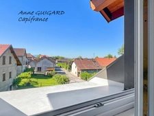SERRIERES-EN-CHAUTAGNE (73) - 3-room duplex apartment on the top floor with parking, small condominium