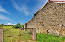 LONGÈRE DE CHARME DE 123M2 À RÉNOVER , VUE DEGAGEE – POTENTIEL GÎTE TOURISTIQUE