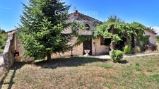 Maison à vendre 4 pièces, dans un lieu unique, à Soubran