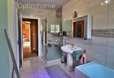 Maison à vendre 10 pièces BARBEZIEUX SAINT HILAIRE (16) Quartier calme proche du centre