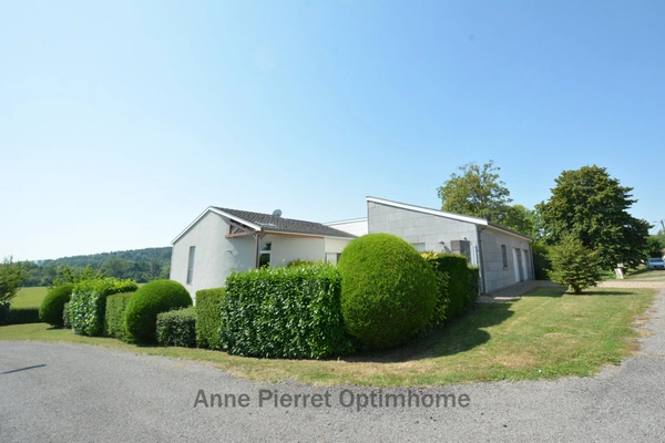 À VENDRE - Grande maison de plain-pied de 224 m² habitable (4 chambres) avec vue exceptionnelle sur forêt et plaine à Vaux-devant-Damloup (proche Verdun), terrain de 1359 m² ! 