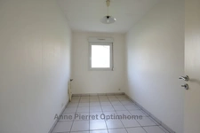 Maison de PLAIN-PIED de 224m² avec 4 chambres située à 40 minutes de la BELGIQUE et 10 minutes de VERDUN 