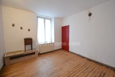 À vendre en exclusivité – Maison de 171 m² avec 3 chambres à Remoiville- 50 ares possibles non attenants proche Belgique et Luxembourg