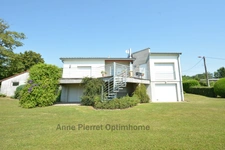 Maison d’Architecte de PLAIN-PIED 40 minutes BELGIQUE et 10 minutes de VERDUN 3 chambres, 224m² habitables sur un terrain de 13 ares 59