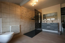 ? Maison d'habitation avec jardin, proches frontières Belgique et Luxembourg – 140 m² habitables avec double garage