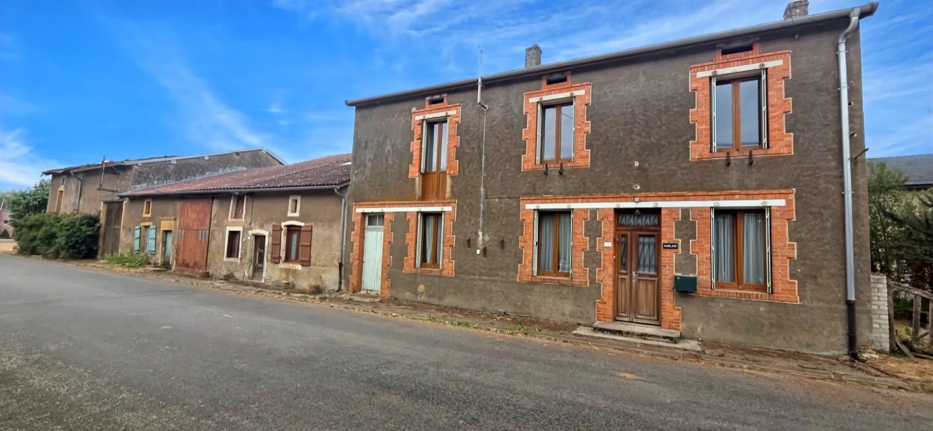 Maison 7 pièces 198 m² · à Loison · 198 m² · 165 000 €