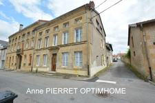 À vendre – Spacieuse maison de ville 6 chambres à Stenay Proche Belgique et Luxembourg
