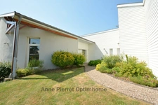 Maison d’Architecte de PLAIN-PIED 40 minutes BELGIQUE et 10 minutes de VERDUN 3 chambres, 224m² habitables sur un terrain de 13 ares 59
