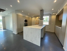 Loft neuf avec piscine et 4 chambres
