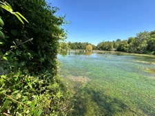 Maison à rénover + possibilité terrain non attenant bord de touvre en plus(8 k€). RUELLE SUR TOUVRE (16)