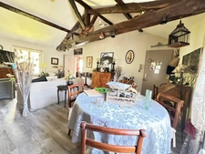 🏡 SUPERBE APPARTEMENT DE CHARME – EMPLACEMENT EXCEPTIONNEL À ANGOULÊME ! 🔑