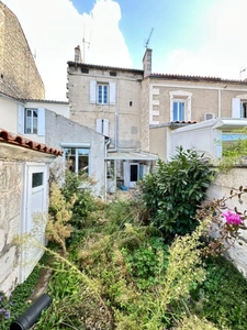 🏡 ANGOULÊME – LA BUSSATTE / VICTOR HUGO | MAISON DE VILLE AVEC JARDIN 🌿Maison à vendre 7 pièces  (16)