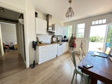 🏡 MAISON AVEC FORT POTENTIEL – À DEUX PAS DE L’IUT D’ANGOULÊME ! 🚀