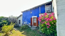 🏡 Corps de ferme à rénover – Un fort potentiel au cœur de la campagne CHARMANT (16)