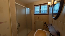 Detached house with basement, 4 bedrooms, garden, and veranda for sale in TONNERRE 89
