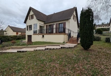 Detached house with basement, 4 bedrooms, garden, and veranda for sale in TONNERRE 89