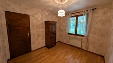 Detached house with basement, 4 bedrooms, garden, and veranda for sale in TONNERRE 89