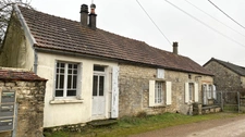 Maison plain-pied à vendre 3 pièces CHATEL GERARD (89) jardin