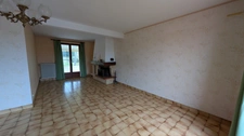 Detached house with basement, 4 bedrooms, garden, and veranda for sale in TONNERRE 89