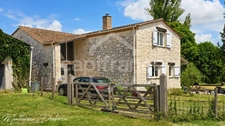A Character Equestrian Estate with working Gîte and wellness studio close to Eymet