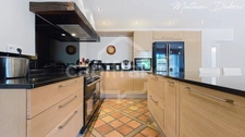 CHARACTER COUNTRY PROPERTY – 3.35 HECTARES, HEATED POOL & BEAUTIFULLY RENOVATED GUEST COTTAGE