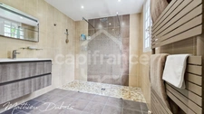 Character Property with 225 sqm Total Floor Area, Pool & Countryside Views – 5 Minutes from Périgueux, Dordogne