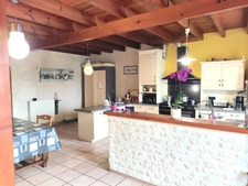 Charentaise rénovée 8 pièces – 300 m² – Preguillac