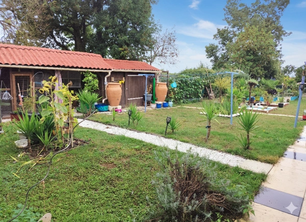 Charentaise rénovée 8 pièces – 300 m² – Preguillac