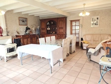Charentaise rénovée 8 pièces – 300 m² – Preguillac