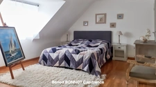 Piscine chauffée, terrain de 2 261 m², vue dominante et rénovation complète en 2024 : découvrez cette superbe maison familiale située dans l'un des secteurs résidentiels les plus recherchés de Quimper