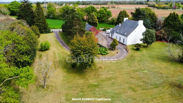 CONCARNEAU – PROPRIÉTÉ DE CARACTÈRE SUR PLUS D'UN HECTARE AVEC DÉPENDANCE DE 134 M²